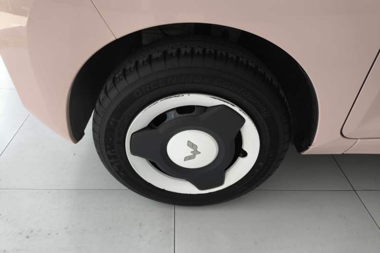 Used Wuling Hongguang MINIEV 2021 Macaron Fashion Model Lithium Iron Phosphate