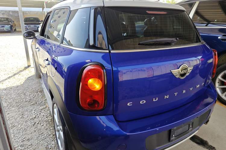 Used MINI Countryman 2016 1.6T COOPER ALL4 Fun Equipment Enthusiast Rear Left 45 Deg