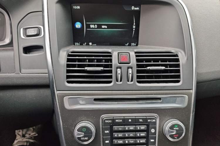 Used Volvo XC60 2015 T5 AWD Zhiyuan Edition