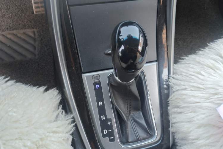 Used Hyundai Elantra (5th Generation / Langdong) 2012 1.8L Automatic Prestige Model
