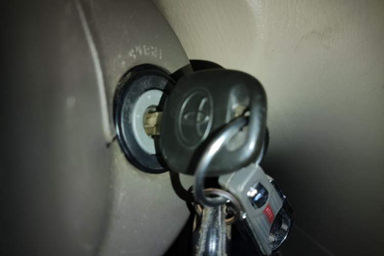 Used Toyota Corolla EX 2011 1.6L Automatic Luxury Edition
