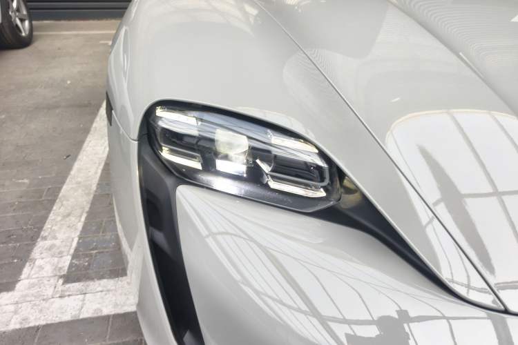 Used Porsche Taycan 2022-Year Updated Taycan Right Front Headlight