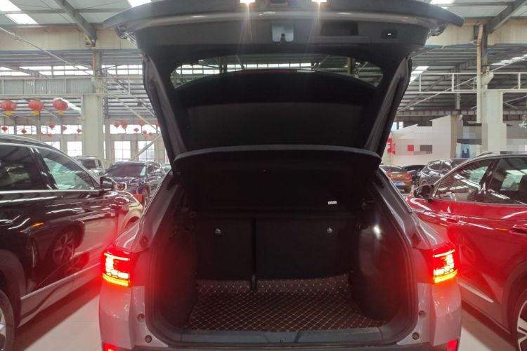 Used Volkswagen ID.4 CROZZ 2021 Long-Range PURE+ Two-Wheel Drive Version