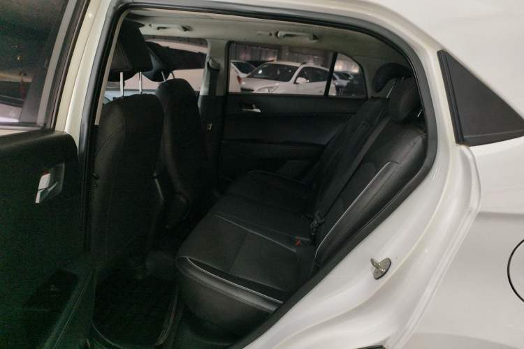 Used Hyundai ix25 2015 1.6L Automatic Two-Wheel Drive Smart GLS Trim
