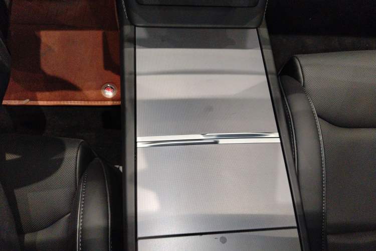 Used Tesla Model 3 2024 High-Performance All-Wheel-Drive Version
