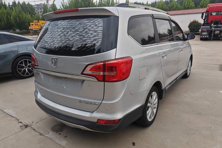 Used Baojun 730 2016 1.5L Manual Comfort Version 7 Seats China V Emission Standard