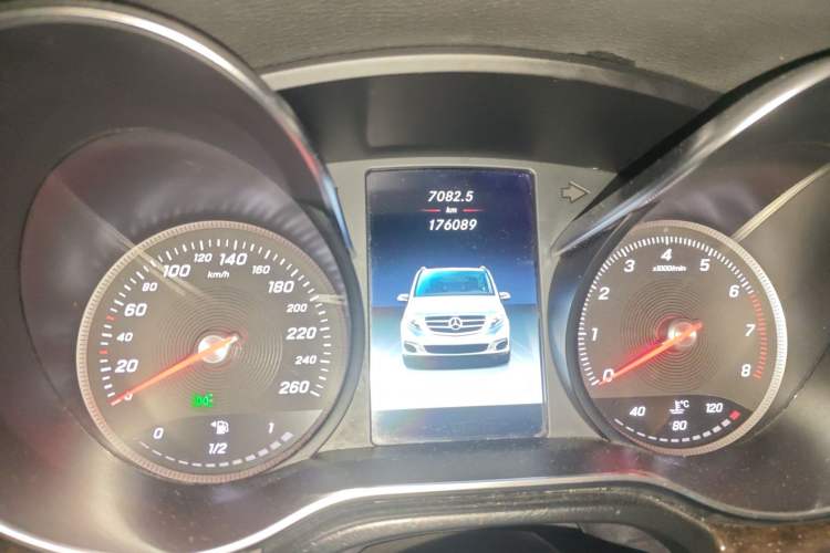 Used Mercedes-Benz V-Class 2017 V 260 L Prestige Extended Edition