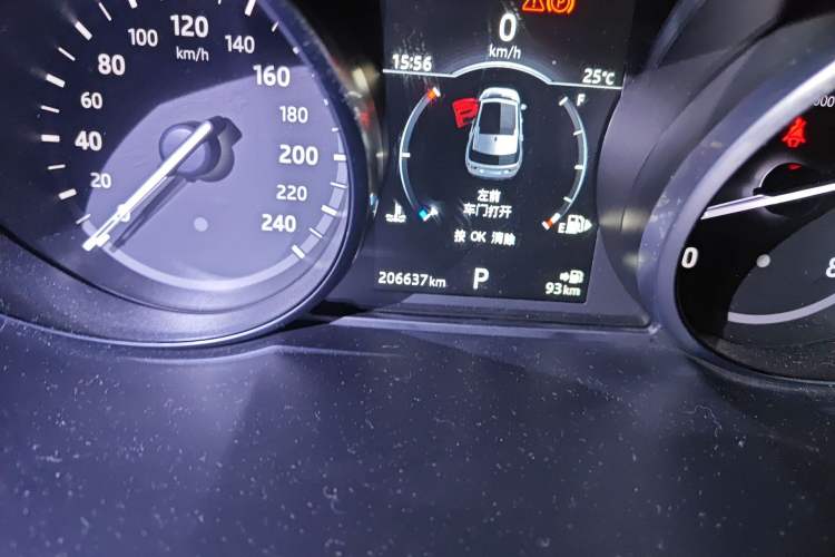 Used Land Rover Discovery Sport 2017 2.0T SE
