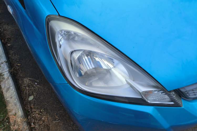 Used Honda Fit 2011 1.3L automatic comfort version