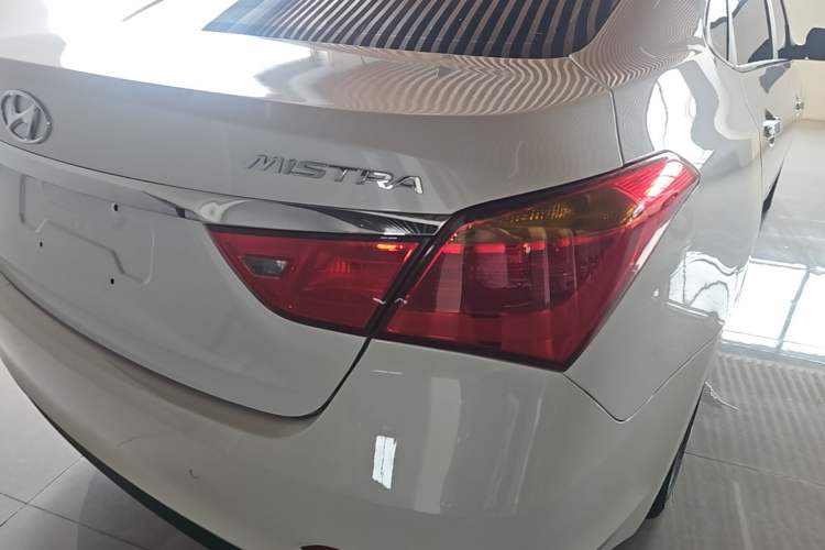 Used Hyundai Mistra 2016 1.8L Automatic Smart GLS