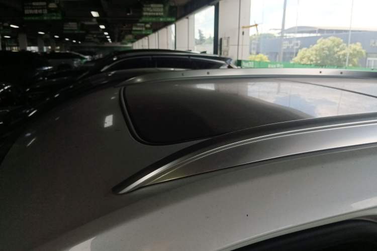 Used Cadillac XT4 2018 28T Two-Wheel Drive Leading Version