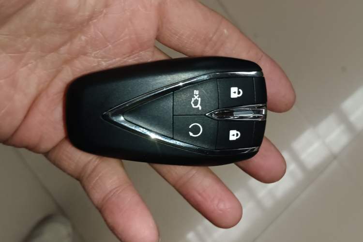 Used CHANGAN UNI-T 2023 Second-Generation 1.5T Prestige Model Vehicle Key