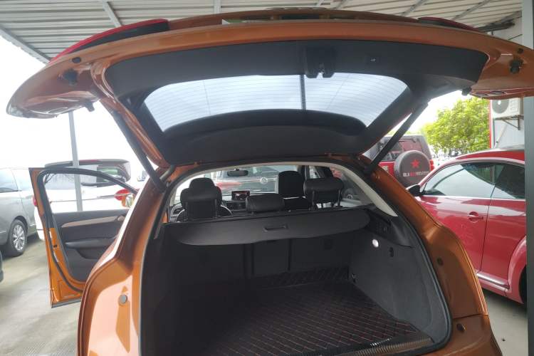 Used Audi Q3 2018 30 TFSI Fashion Edition Collector's Version Trunk