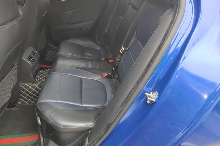 Used Jaguar XE 2018 2.0T 250 PS Two-Wheel-Drive R-Sport Sport Edition