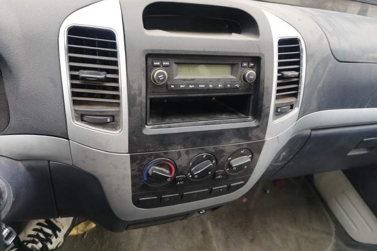 Used King Long Golden Way 2018 2.0L Business Series 4G20