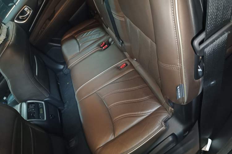 Used Infiniti QX60 2016 2.5 S/C Hybrid Two-Wheel-Drive Excellence Edition China V Standard
