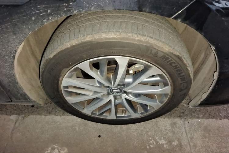 Used Lexus ES 2023 200 Excellence Edition