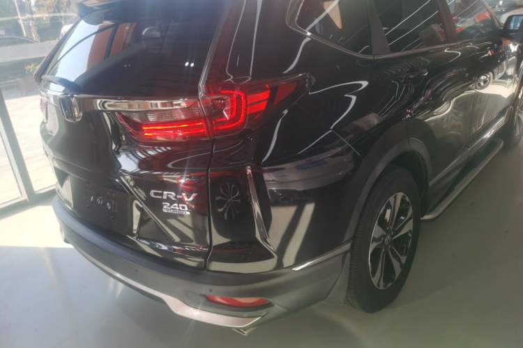 Used Honda CR-V 2021 240TURBO CVT 2WD Fashion Edition
