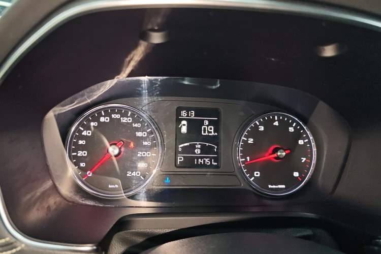 Used Roewe RX5 2016 20T Two-Wheel Drive Automatic Flagship Edition
