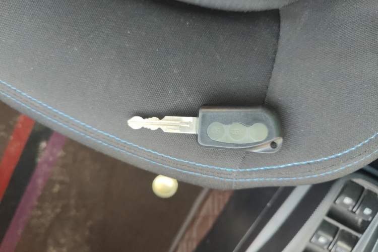 Used JMEV E200L 2018 E200L Standard Model (250 km)