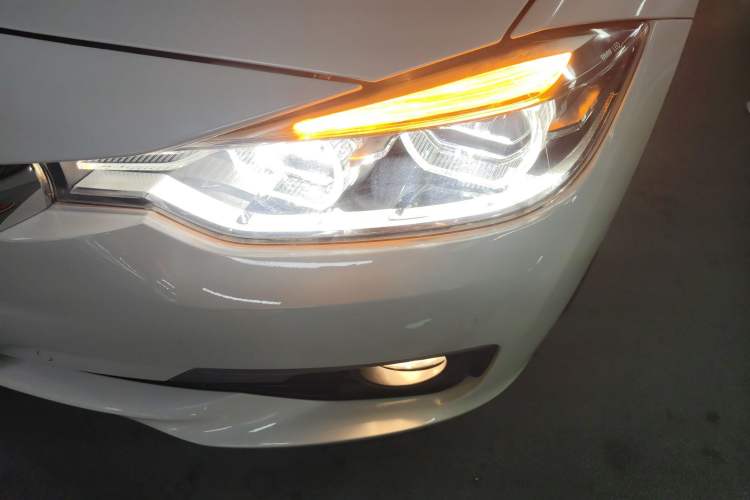 Used BMW 3 Series 2018 320Li Fashion Model
