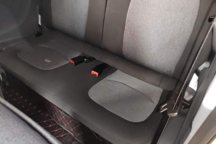 Used Wuling Hongguang MINIEV 2021 Macaron Premium Model – Lithium-NMC