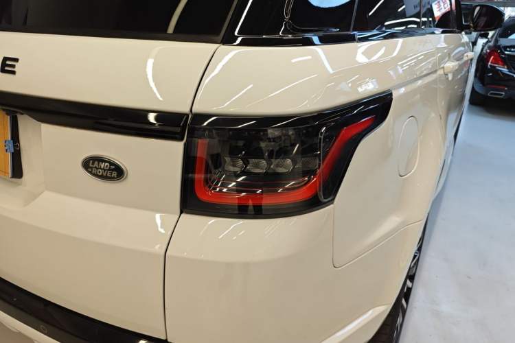 Used Land Rover Range Sport 2022 3.0 L6 YAO Black Edition Right Rear Taillight