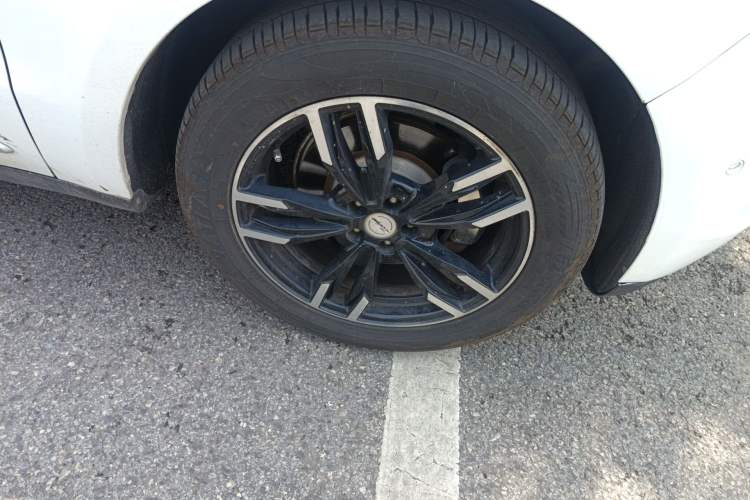 Used Zotye SR9 2017 2.0T Automatic Ultimate Dream Edition