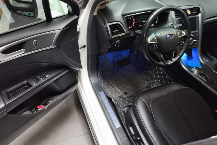 Used Ford Mondeo 2018 EcoBoost 180 Smart Control Fashion Model China V Standard
