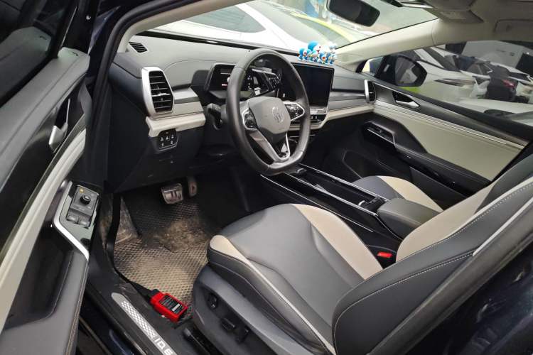 Used Volkswagen ID.6 CROZZ 2021 Long-Range PURE+ Edition