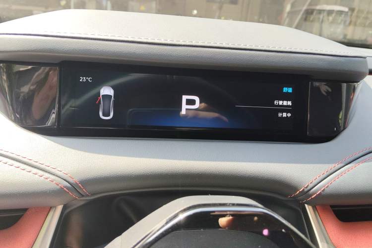 Used Xiaomi Auto SU7 2024 Rear-Drive Ultra-Long Range Advanced Pro-Level Intelligent Driving Version Instrument Cluster