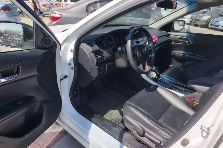 Used Honda Accord 2014 2.0L LX Comfort Edition Driver Seat