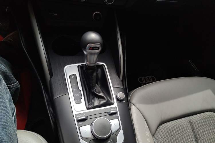 Used Audi A3 2020 Limousine 35 TFSI Fashion Edition China VI Emission Standard
