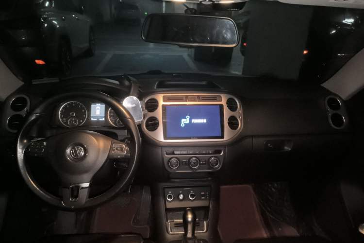 Used Volkswagen Tiguan 2013 1.8 TSI Automatic All-Wheel Drive Luxury Model
