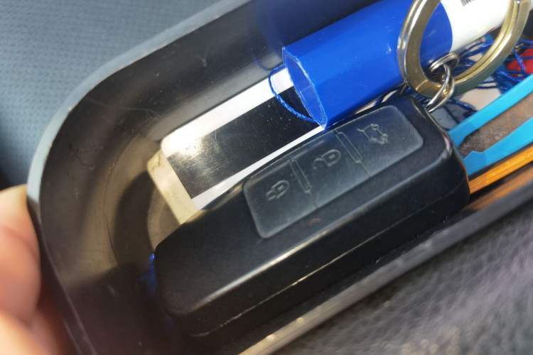 Used JMC Yusheng S350 2016 2.0T Automatic All-Wheel Drive Gasoline Luxury Edition 5 Seats