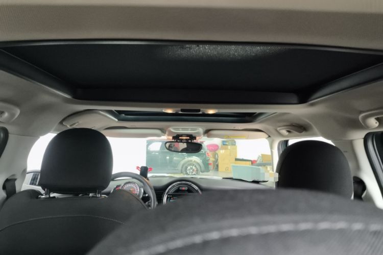 Used MINI MINI 2018 1.5T COOPER Classic Edition Five-Door Version