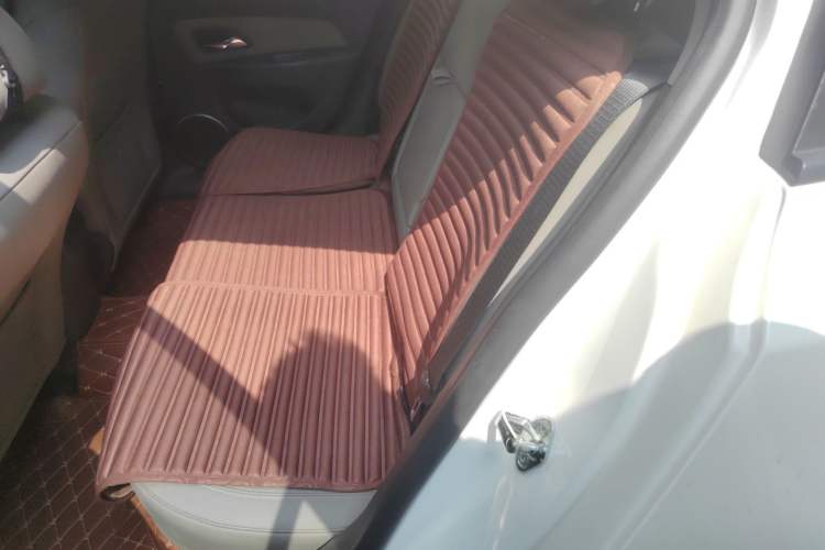 Used Chevrolet Cruze 2012 1.8L SE AT Left Rear Seat