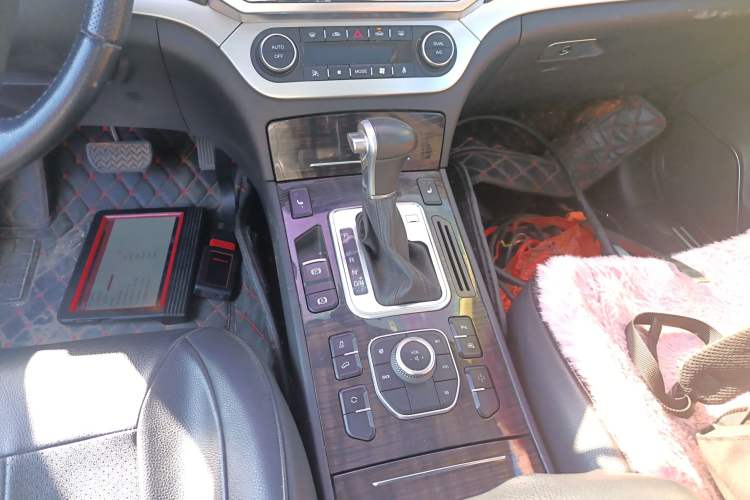 Used Haval H6 Coupe 2015 Blue Label 2.0T Automatic Two-Wheel Drive Elite Model
