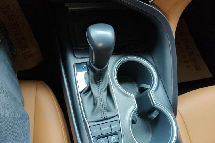 Used Toyota Camry 2021 Dual-Motor 2.5 HGVP Leading Edition
