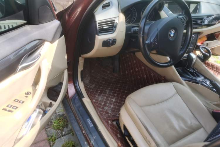 Used BMW X1 2010 sDrive18i Luxury Model
