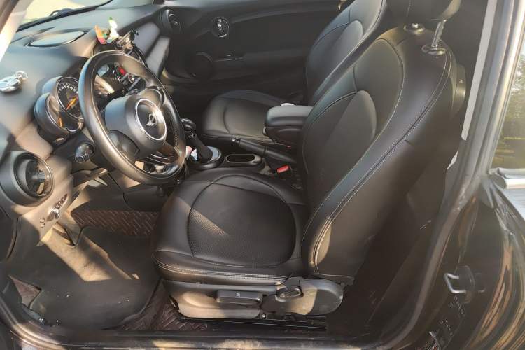 Used MINI 2014 1.2T ONE