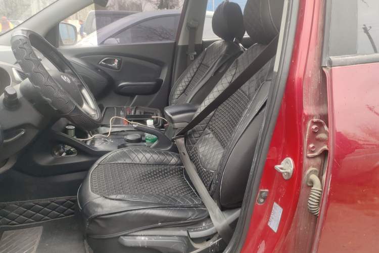 Used Hyundai ix35 2010 2.0L Automatic Two-Wheel Drive Elite Edition GLS
