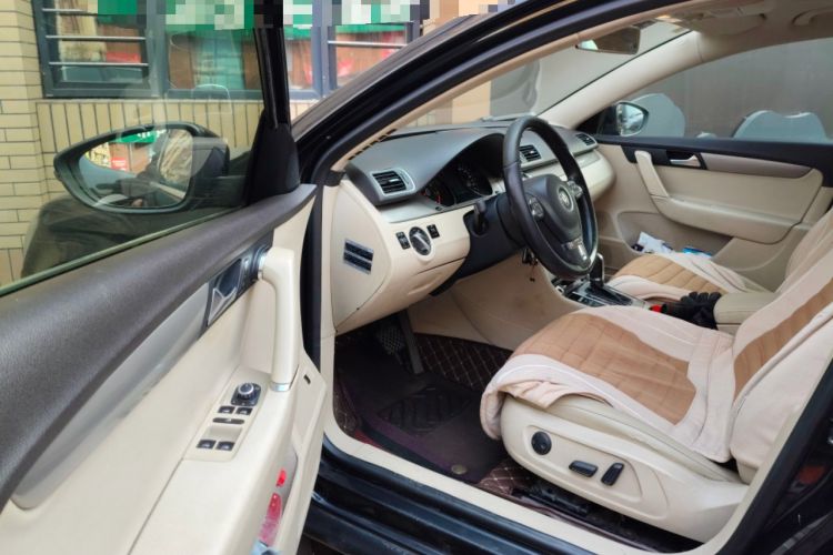 Used Volkswagen Magotan 2012 Revised Version 1.8TSI Leading Edition Driver Seat