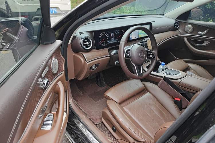 Used Mercedes-Benz E-Class 2018 Facelift E 200 L Driver Seat