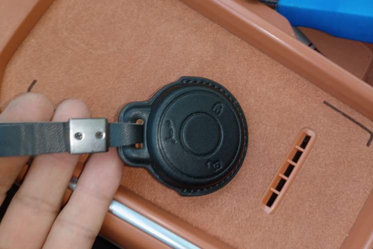 Used NETA L 2024 Extended-Range 310 Flash-Charge Red Edition