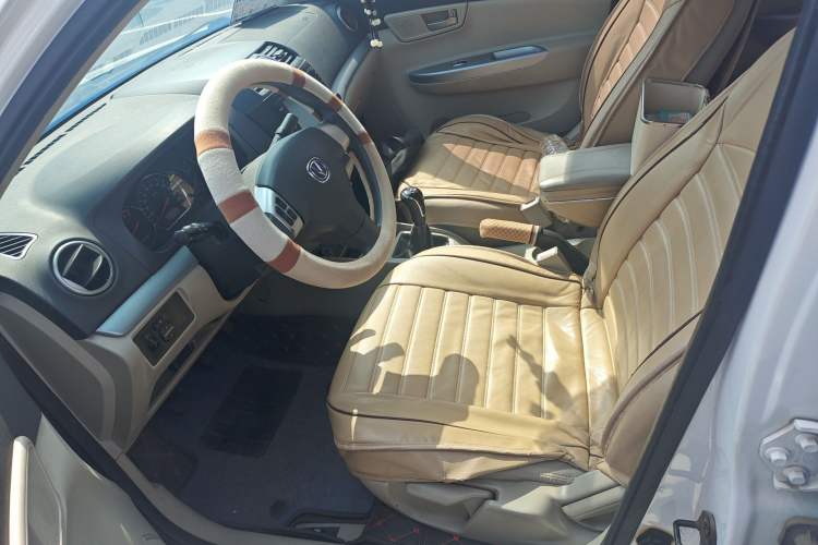 Used CHANGAN Alsvin V5 2012 1.5L Manual Dream Edition Left Front Seat