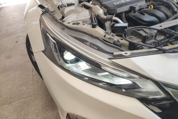 Used Nissan Teana 2020 Revised Version 2.0L XL Upper Smart Drive Edition Right Front Headlight