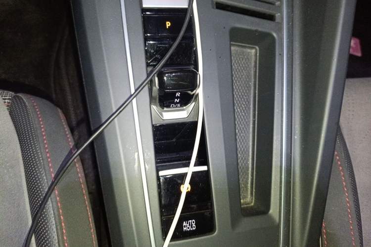 Used Volkswagen Golf GTI 2021 Facelift 380TSI DSG GTI Gear Lever