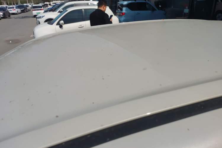 Used Wuling Hongguang MINIEV 2025 Four-Door Version Advanced Edition Roof