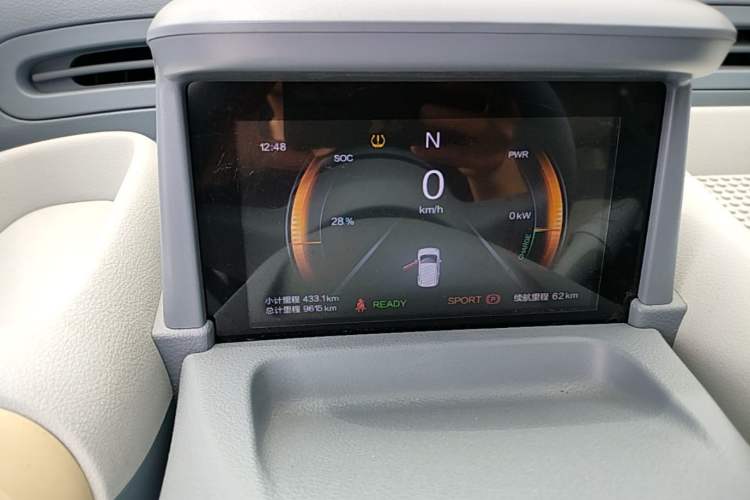 Used Bestune Pony 2025 222km Range Lingxi Horse Instrument Cluster